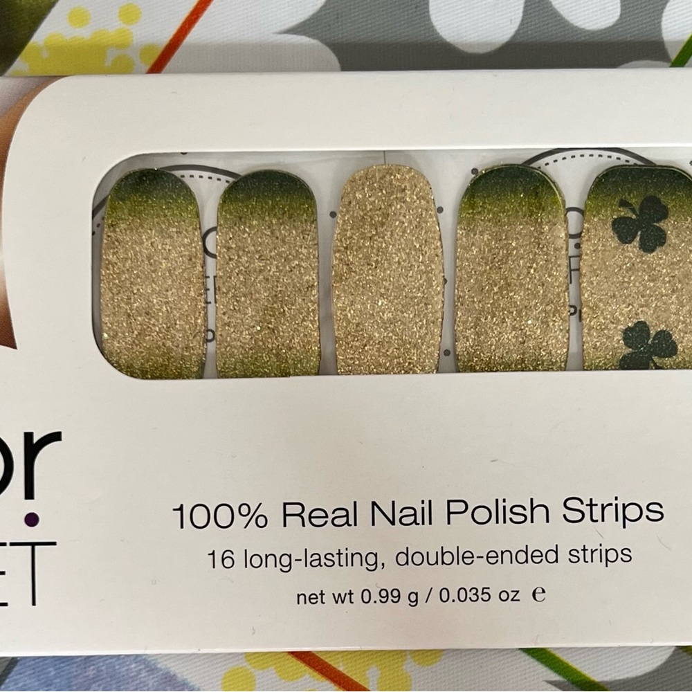 Color Street 100% Real Nail Polish Strips - Irish Luck